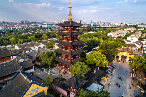 苏州旅游必去十大景点推荐（苏州最值得去的景点）